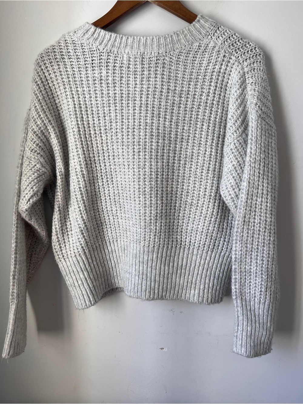 Ardene Heathered Light Gray Chunky Crew Sweater - Picture 3 of 6
